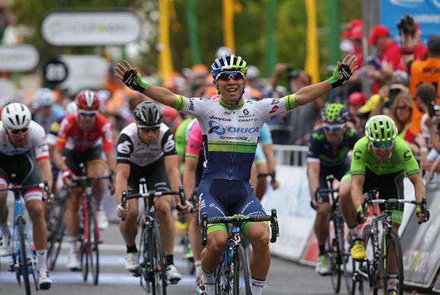 Caleb Ewan wins stage 1